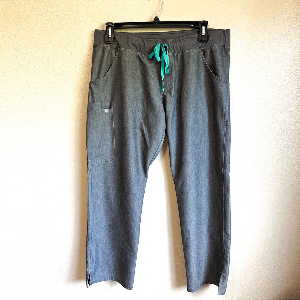 FIGS Technical Collection Kade Cargo Scrub Pants| XL